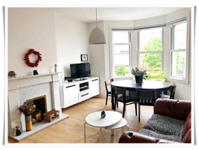 Georgian 2 bedroom flat near Dean Village, Edinburgh